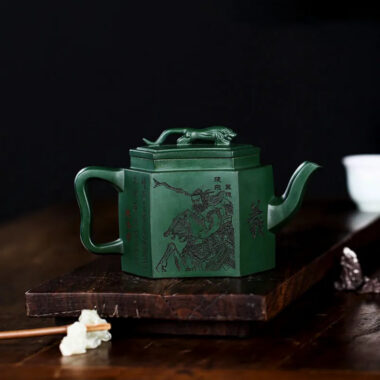 Full Handmade Yixing Zisha Teapot [Zhong Gan Yi Dan] (Feicui Lu Ni – 450ml)