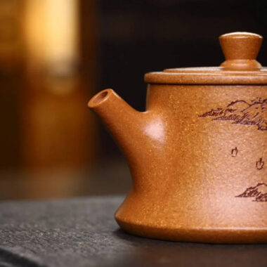 Full Handmade Yixing Zisha Teapot [Zhu Chu Pot] (Wucai Lao Duan Ni – 170ml)