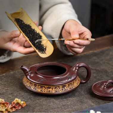 Full Handmade Yixing Zisha Teapot [Zhu Yun Baifu] (Zi Xue Sha – 380ml)