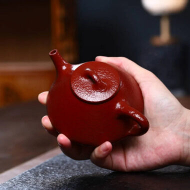 Full Handmade Yixing Zisha Teapot [Ziye Shi Piao Pot] (Dahongpao – 200ml)