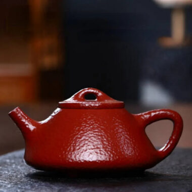 Full Handmade Yixing Zisha Teapot [Ziye Shi Piao Pot] (Dahongpao – 200ml)