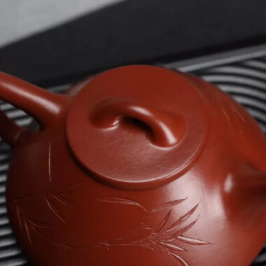 Full Handmade Yixing Zisha Teapot [Ziye Shi Piao Pot] (Dahongpao – 300ml)