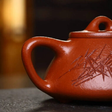 Full Handmade Yixing Zisha Teapot [Ziye Shi Piao Pot] (Hong Jiaong Po Ni – 200ml)