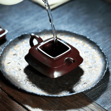 Full Handmade Yixing Zisha Teapot [Zui Mei] (Zi Jia Ni – 200ml)