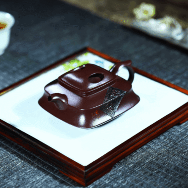 Full Handmade Yixing Zisha Teapot [Zui Mei] (Zi Jia Ni – 200ml)