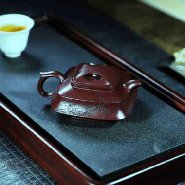 Full Handmade Yixing Zisha Teapot [Zui Mei] (Zi Jia Ni – 200ml)