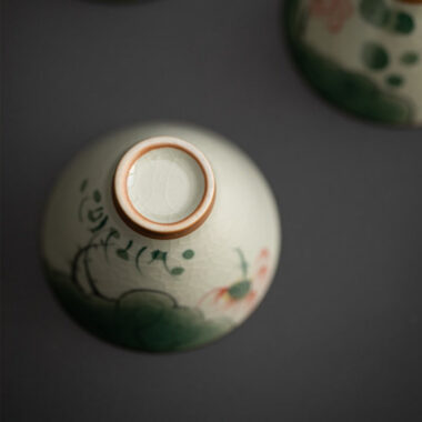 Ge Kiln Hand-painted Ice Crackle Ceramic [Lotus] Straw Hat Tea Cup Set