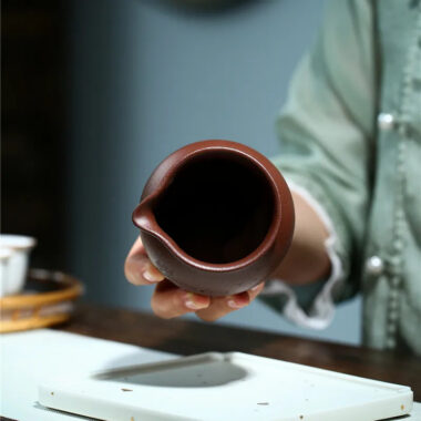 Handmade Yixing Zisha Fair Cup [Yi Jiangnan] 230ml