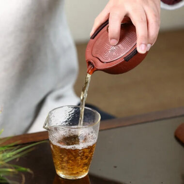 Handmade Yixing Zisha Hand-Grab Pot / Teapot [Wealthy] (Dahongpao – 150ml)