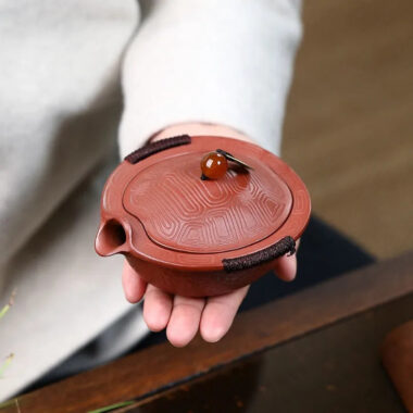 Handmade Yixing Zisha Hand-Grab Pot / Teapot [Wealthy] (Dahongpao – 150ml)
