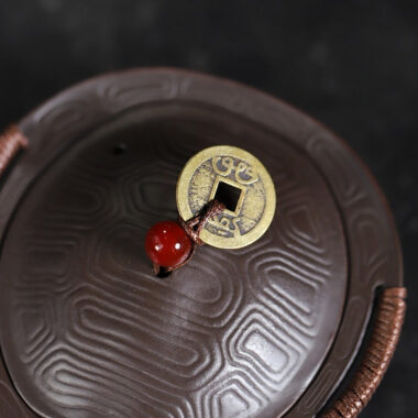 Handmade Yixing Zisha Hand-Grab Pot / Teapot [Wealthy] (Zhu Ni – 130ml)