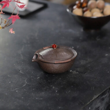 Handmade Yixing Zisha Hand-Grab Pot / Teapot [Wealthy] (Zhu Ni – 130ml)