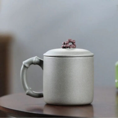 Handmade Yixing Zisha Tea Mug [Shi Lai Yun Zhuan] (Duan Ni – 450ml)