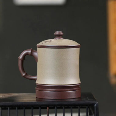 Handmade Yixing Zisha Tea Mug with Filter [Zui Chunfeng Zhu Jie] (Zi Ni / Duan Ni – 470ml)