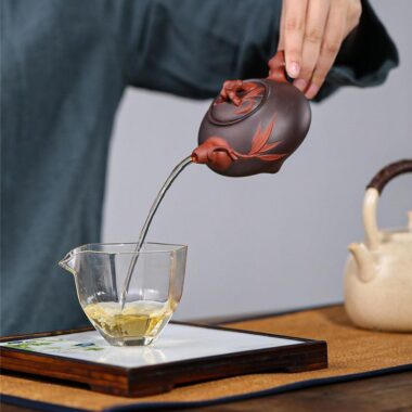 Handmade Yixing Zisha Teapot [Three Friends of Winter] (Zi Ni – 220ml)