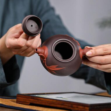 Handmade Yixing Zisha Teapot [Three Friends of Winter] (Zi Ni – 220ml)
