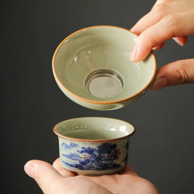 Jindezhen Gu Ru Ice Crackle Ceramic Fair Cup / Strainer [Jiangshan Keran]