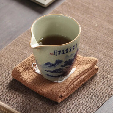 Jindezhen Gu Ru Ice Crackle Ceramic Fair Cup / Strainer [Jiangshan Keran]