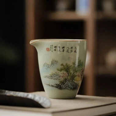 Jindezhen Gu Ru Ice Crackle Ceramic Fair Cup / Strainer [Zhi Ci Qinglu]