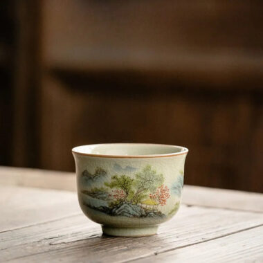 Jindezhen Gu Ru Ice Crackle Ceramic Tea Cup [Zhi Ci Qinglu]