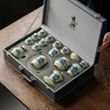 Jindezhen Gu Ru Ice Crackle Ceramic Tea Set [Jiangshan Keran]