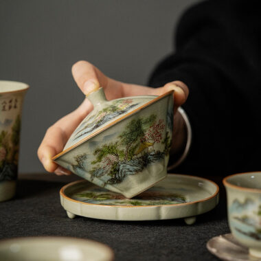 Jindezhen Ice Crackle Sancai Gaiwan [Zhi Ci Qinglu Series – Straw Hat] 130ml