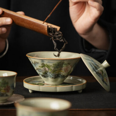 Jindezhen Ice Crackle Sancai Gaiwan [Zhi Ci Qinglu Series – Straw Hat] 130ml