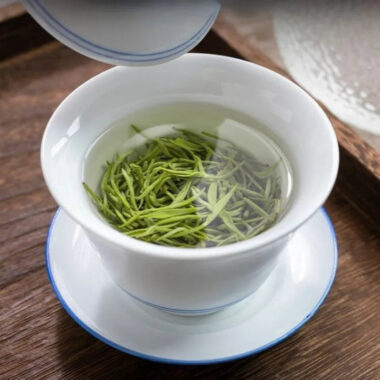 Premium Early Spring [Mountain Green Tea] Canned Gift Set 250/500g