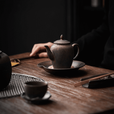 Retro Gilded Ceramic Tea Tray | Pot Stand