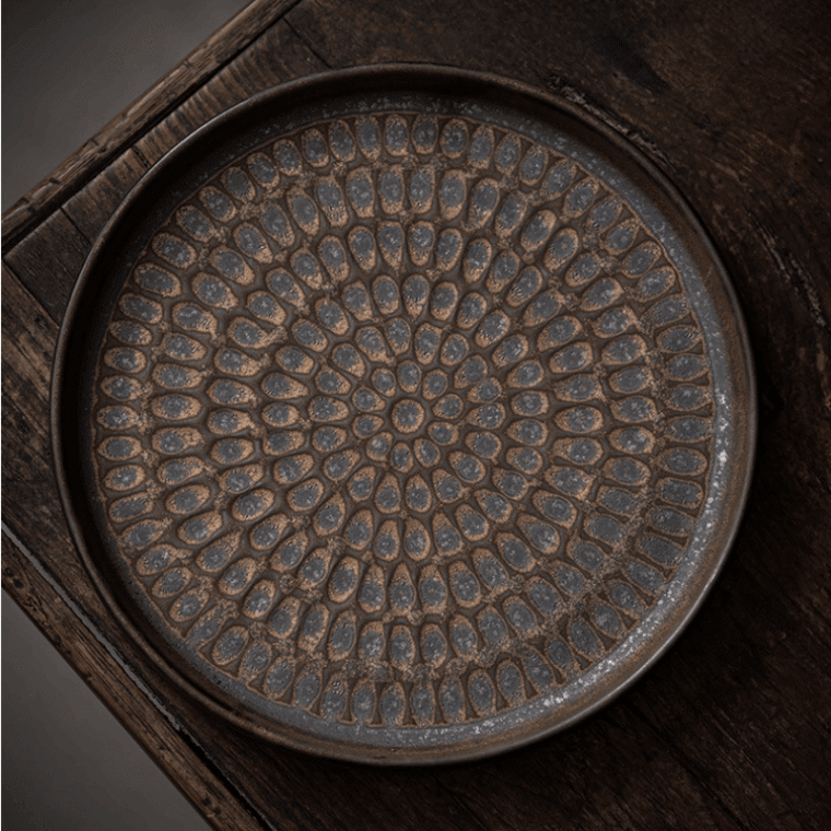 Retro Gilded Round Ceramic Tea Tray | Pot Stand