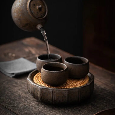 Retro Gilded Round Storage Ceramic Tea Tray | Pot Stand (with Rattan Mat)