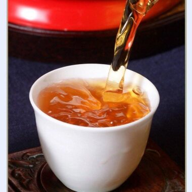 Wuyi [Jin Jun Mei] Ceramic Jar Gift Box Set 300g