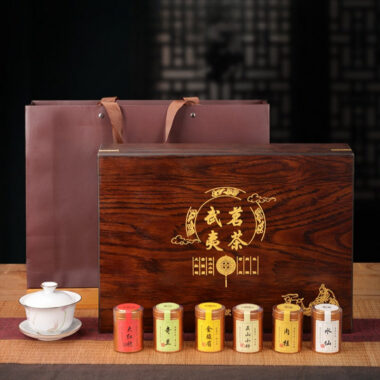 Wuyi Yan Cha [Narcissus / Rougui / Qilan / Da Hong Pao | Jin Jun Mei / Lapsang Souchong] Small Cannd Gift Box Set 250g