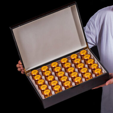 Wuyi Yan Cha [Narcissus / Rougui / Qilan / Da Hong Pao | Jin Jun Mei / Lapsang Souchong] Small Cannd Gift Box Set 250g