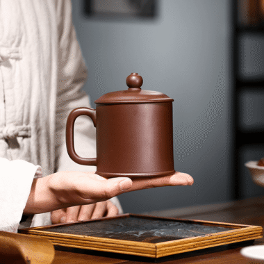 Yixing Zisha Tea Mug [Flying Dragon] (Zi Ni – 380ml)