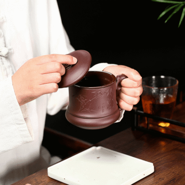 Yixing Zisha Tea Mug with Filter [Bamboo] (Zi Ni – 370ml)