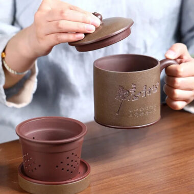 Yixing Zisha Tea Mug with Filter [Wu Wang Chu Xin] (Duan Ni / Zi Ni – 475ml)