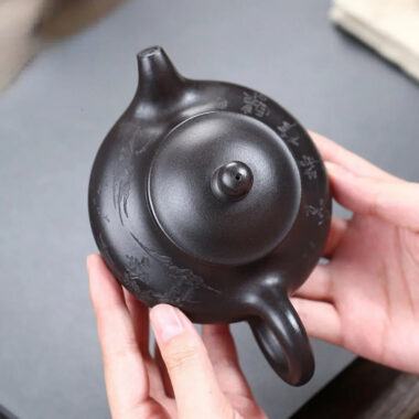 Yixing Zisha Teapot [Ai Pun Pot] (Shi Huang – 240ml)