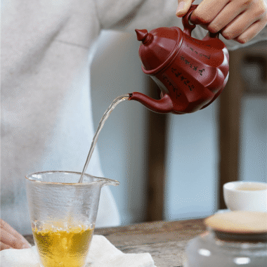 Yixing Zisha Teapot [Antique Lamp] (Dahongpao – 220ml)