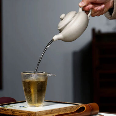 Yixing Zisha Teapot [Antique Pot] (Bai Duan Ni – 300ml)