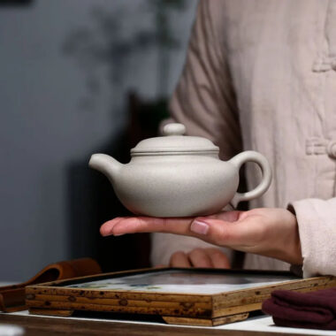 Yixing Zisha Teapot [Antique Pot] (Bai Duan Ni – 300ml)