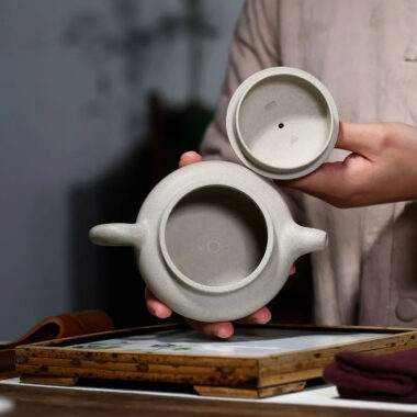 Yixing Zisha Teapot [Antique Pot] (Bai Duan Ni – 300ml)