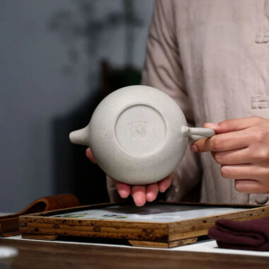 Yixing Zisha Teapot [Antique Pot] (Bai Duan Ni – 300ml)