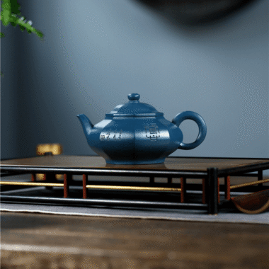 Yixing Zisha Teapot [Bafang Baoling] (Tian Qing Ni – 270ml)