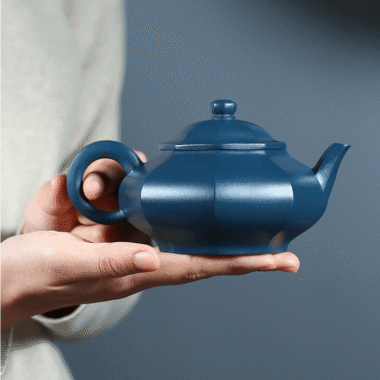 Yixing Zisha Teapot [Bafang Baoling] (Tian Qing Ni – 270ml)