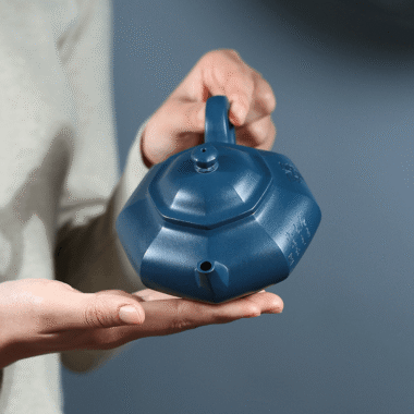 Yixing Zisha Teapot [Bafang Baoling] (Tian Qing Ni – 270ml)