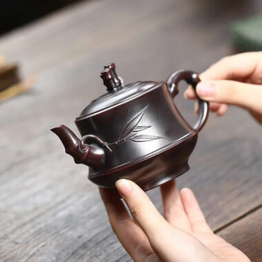 Yixing Zisha Teapot [Bamboo] (Gu Wu Huanyuan – 260ml)