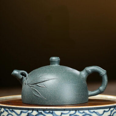 Yixing Zisha Teapot [Bamboo Half Moon] (Lu Ni – 160ml)