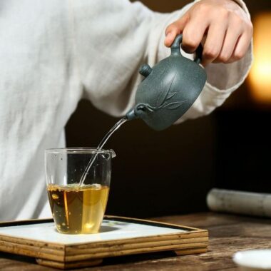 Yixing Zisha Teapot [Bamboo Half Moon] (Lu Ni – 160ml)