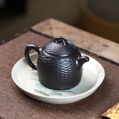 Yixing Zisha Teapot [Bamboo Weaving Qin Quan] (Hei Ni – 260ml)